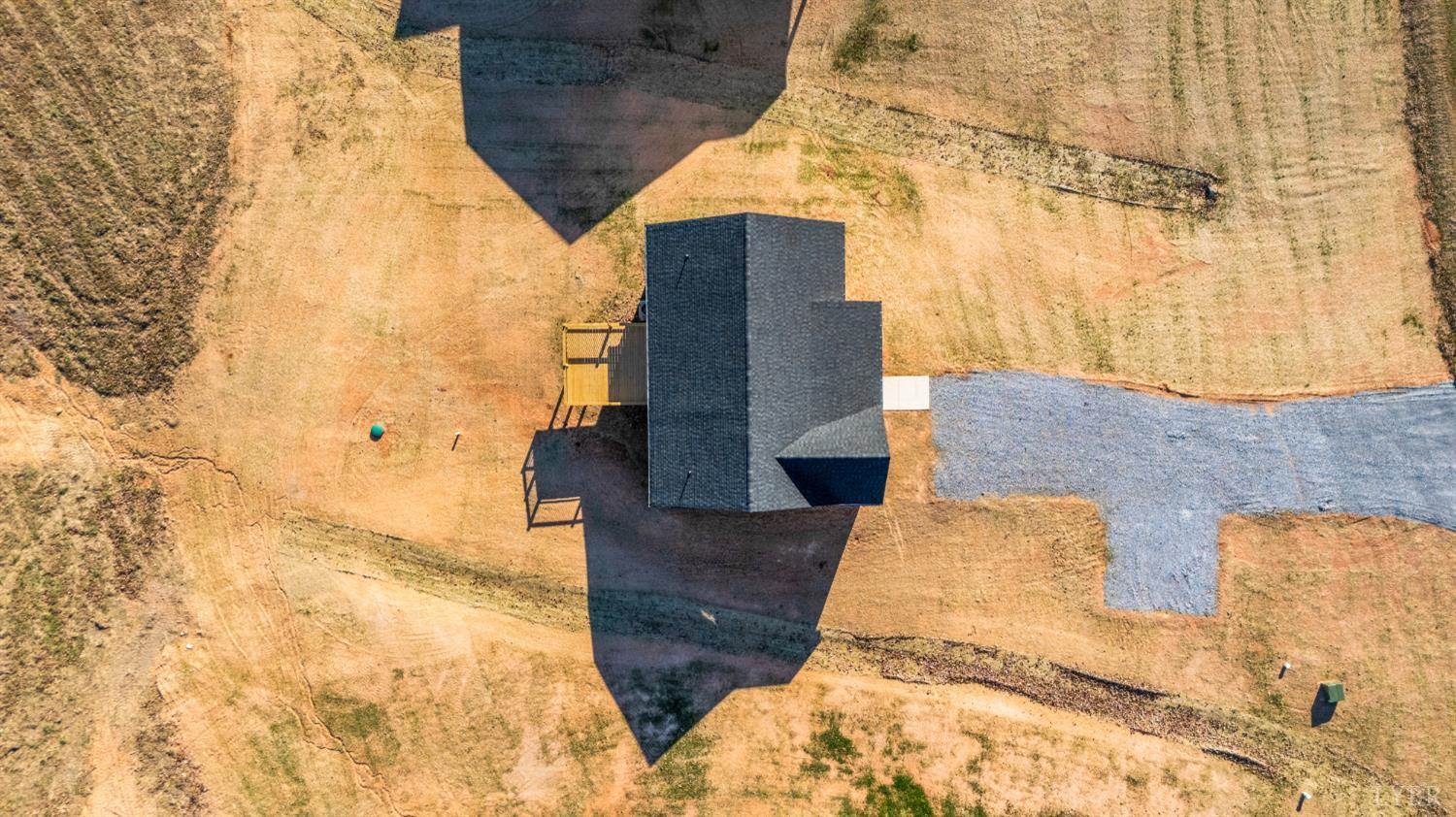 10528 Leesville Road, Lynch Station, VA 24571