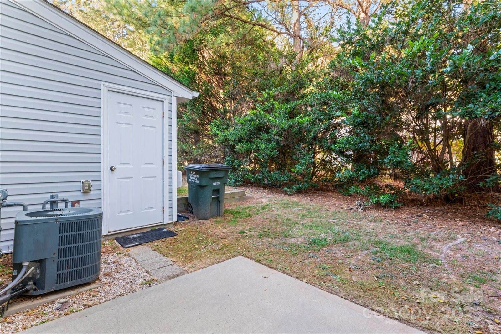 12318 Hennigan Place Lane, Charlotte, NC 28214