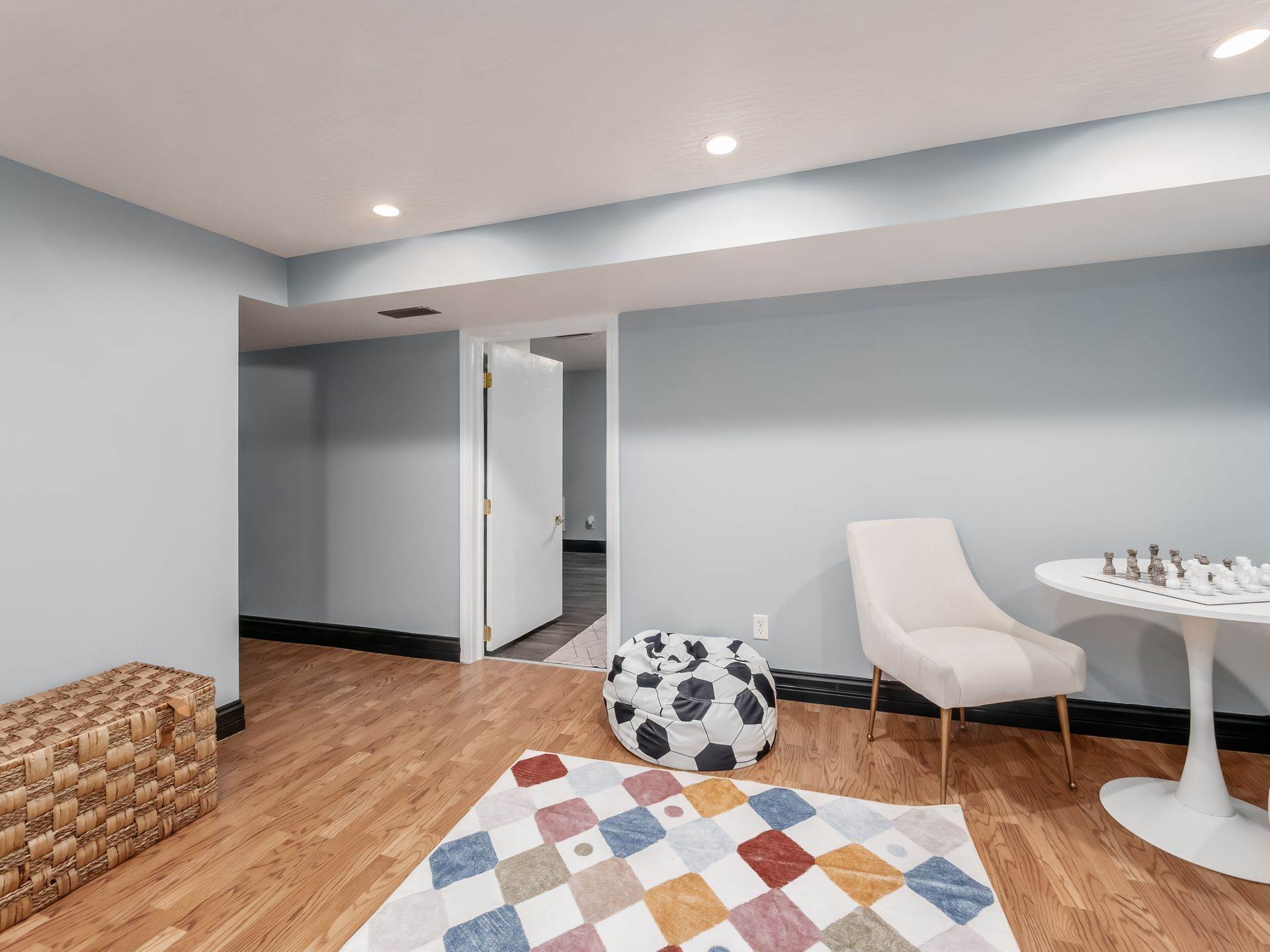 2640 Howey Road, Columbus, OH 43211