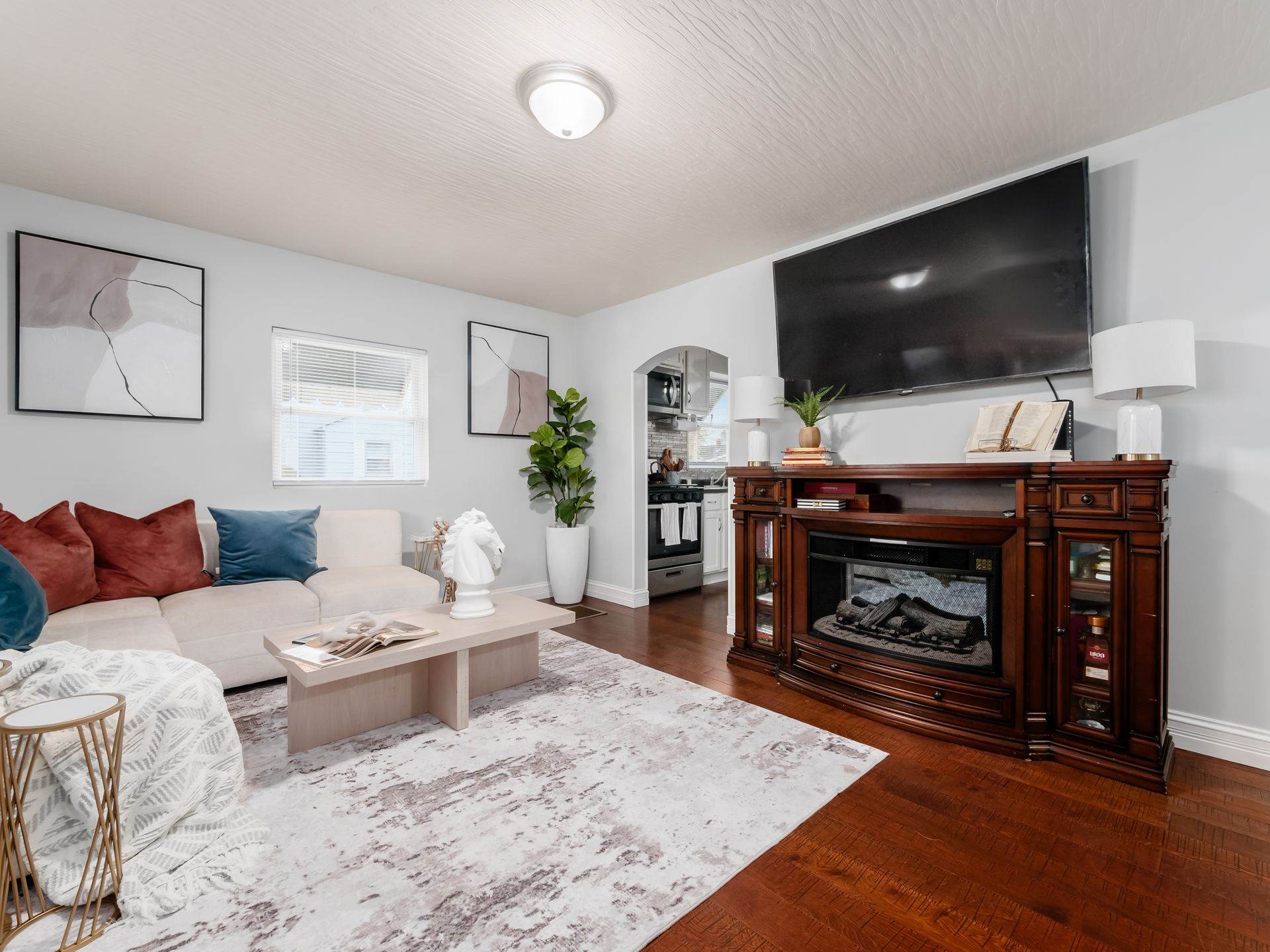 2640 Howey Road, Columbus, OH 43211