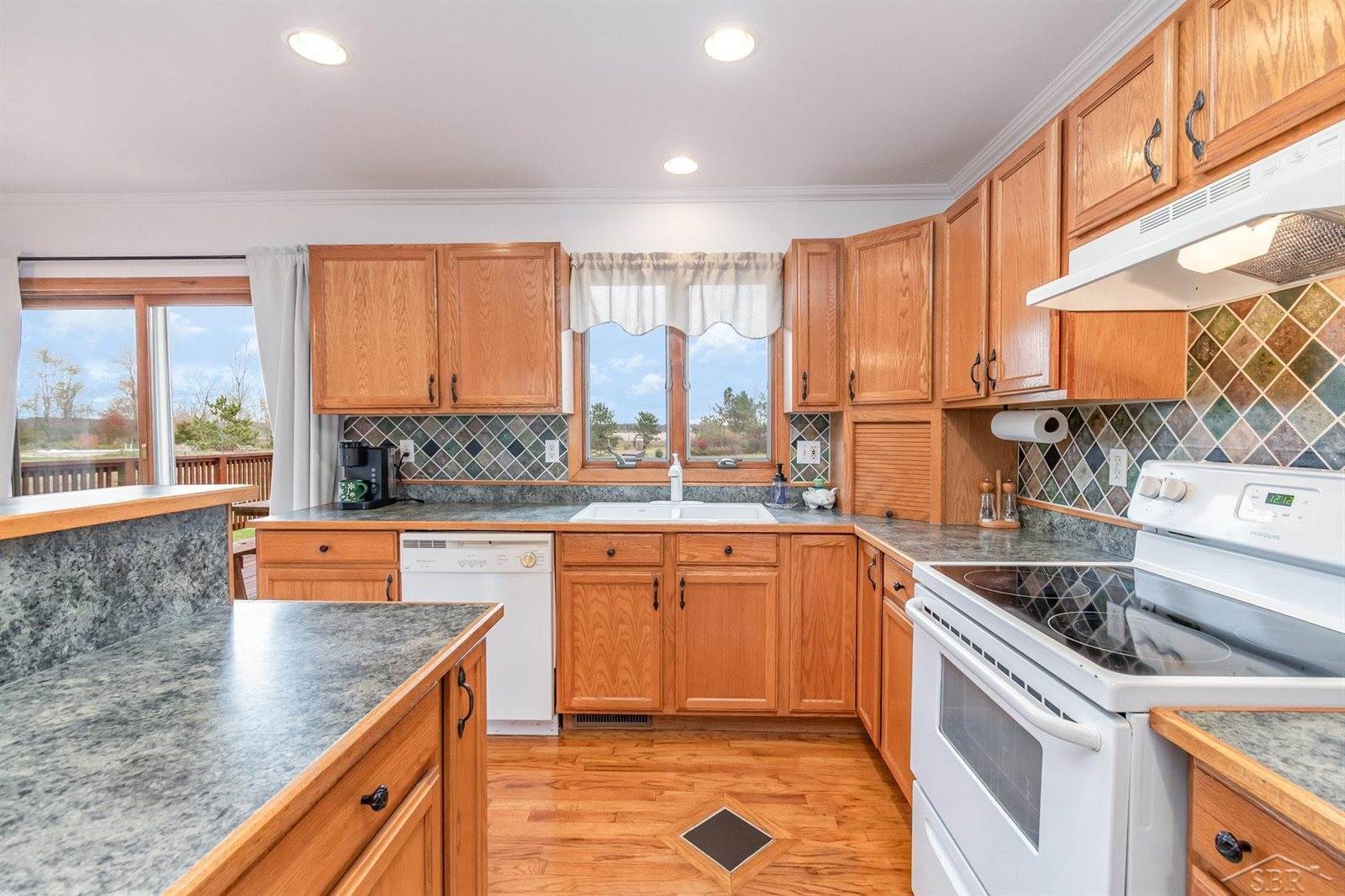 2626 E Laporte Road, Hemlock, MI 48626