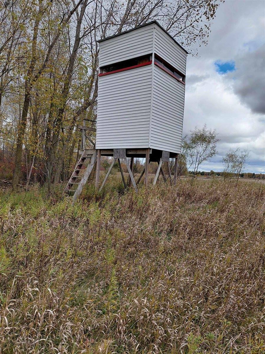 2626 E Laporte Road, Hemlock, MI 48626