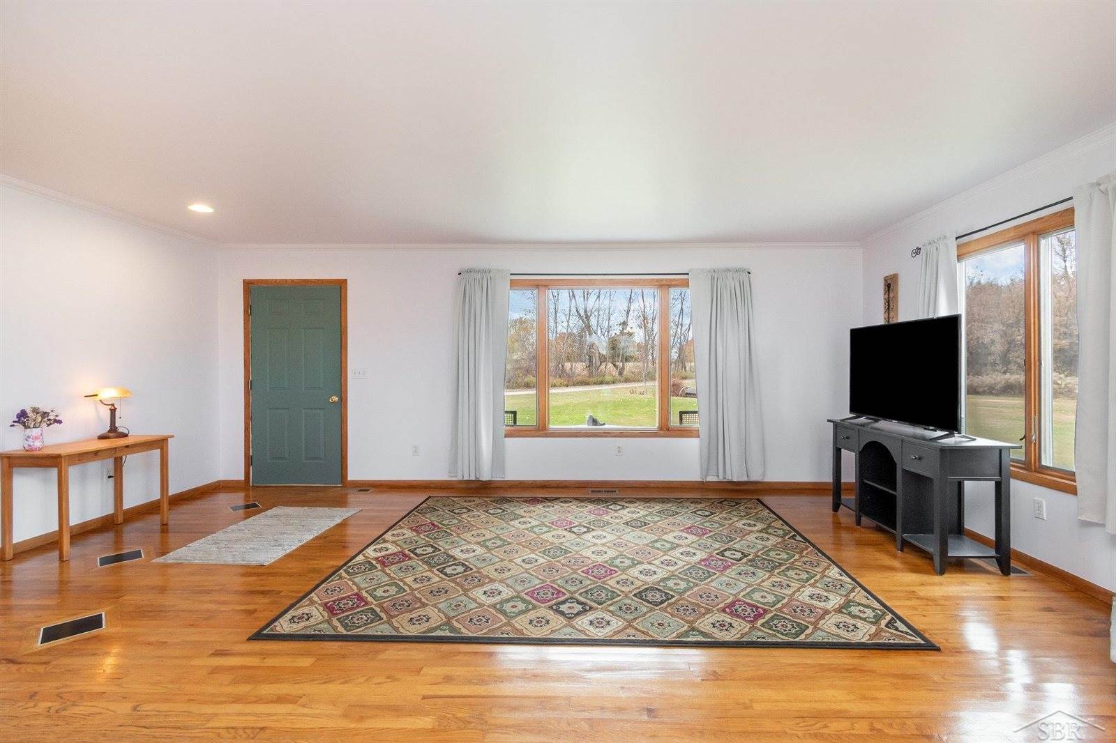 2626 E Laporte Road, Hemlock, MI 48626