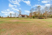 2626 E Laporte Road, Hemlock, MI 48626