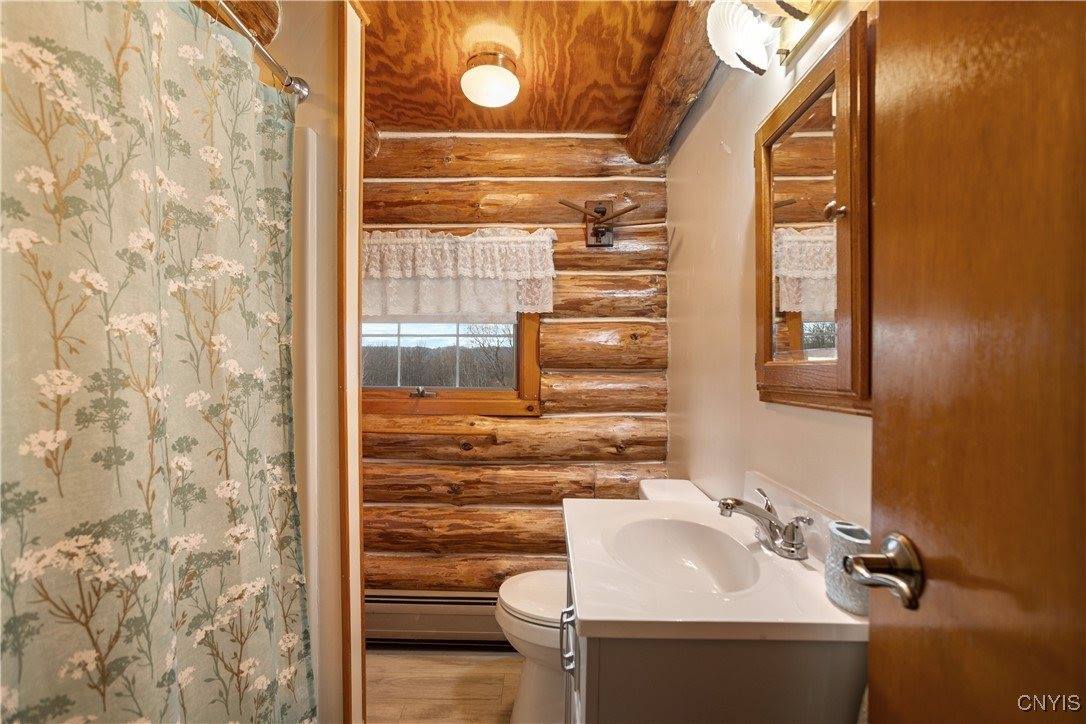 5472 Booth Road, Locke, NY 13092