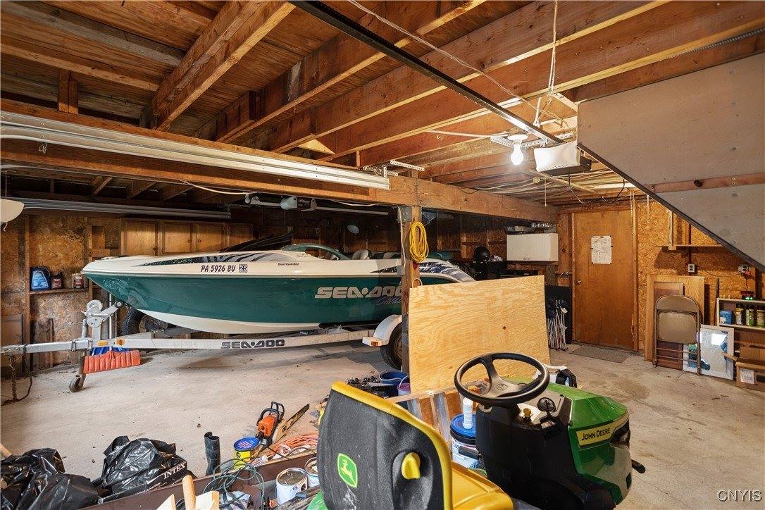 5472 Booth Road, Locke, NY 13092