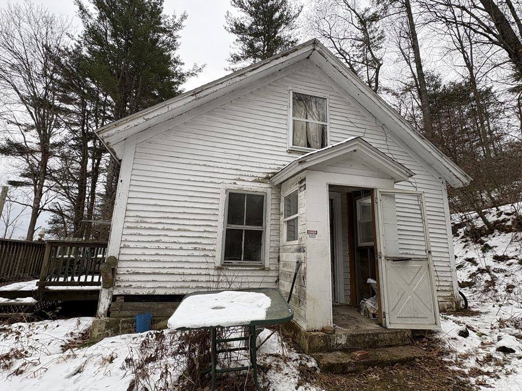 260 Wickaboag Valley Rd, West Brookfield, MA 01585