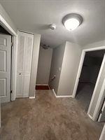 5 Manor Court, Springfield, MA 01118