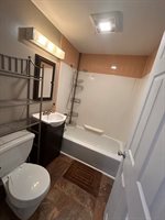 5 Manor Court, Springfield, MA 01118