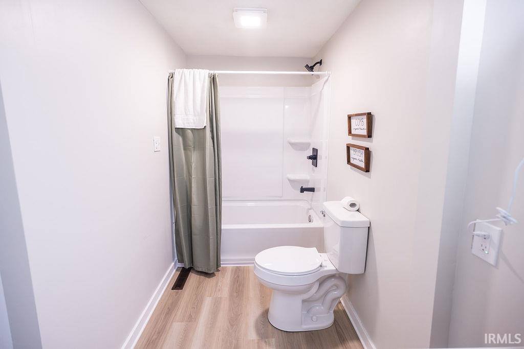 2160 Virginia Avenue, Connersville, IN 47331