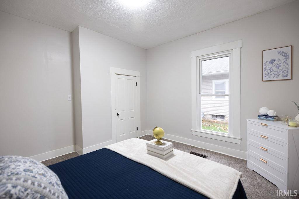 2160 Virginia Avenue, Connersville, IN 47331