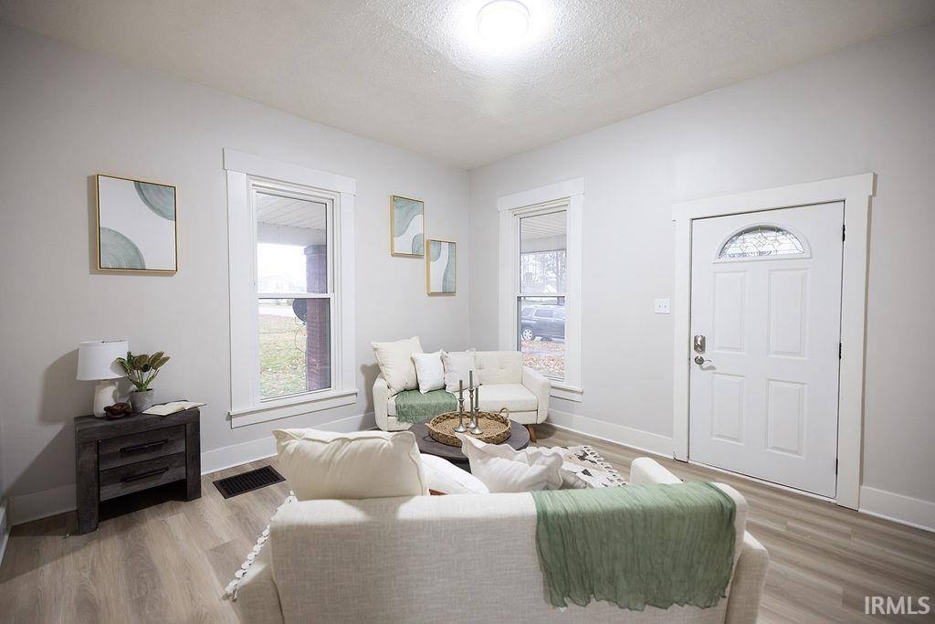 2160 Virginia Avenue, Connersville, IN 47331