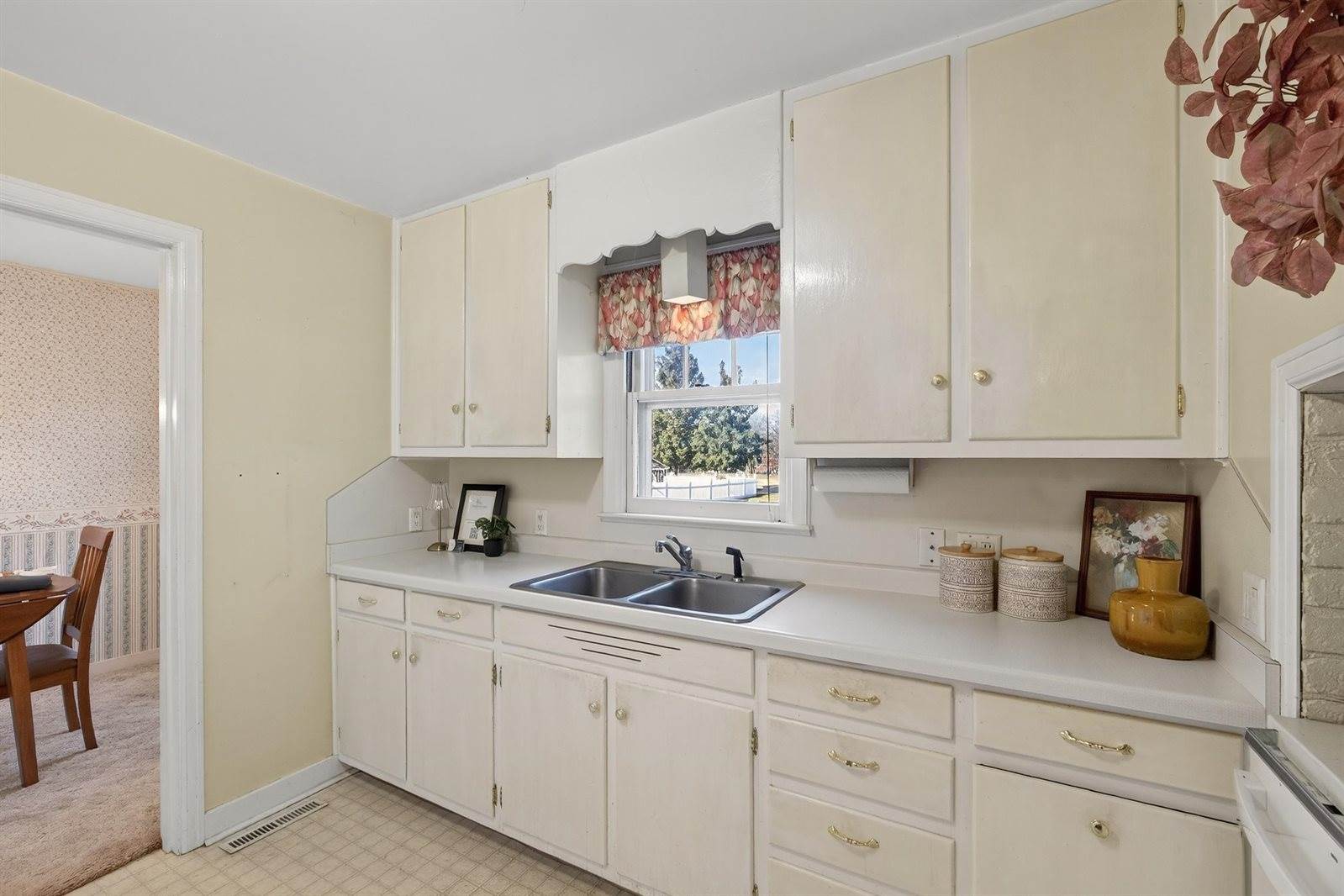 463 Case Avenue, Wisconsin Rapids, WI 54494