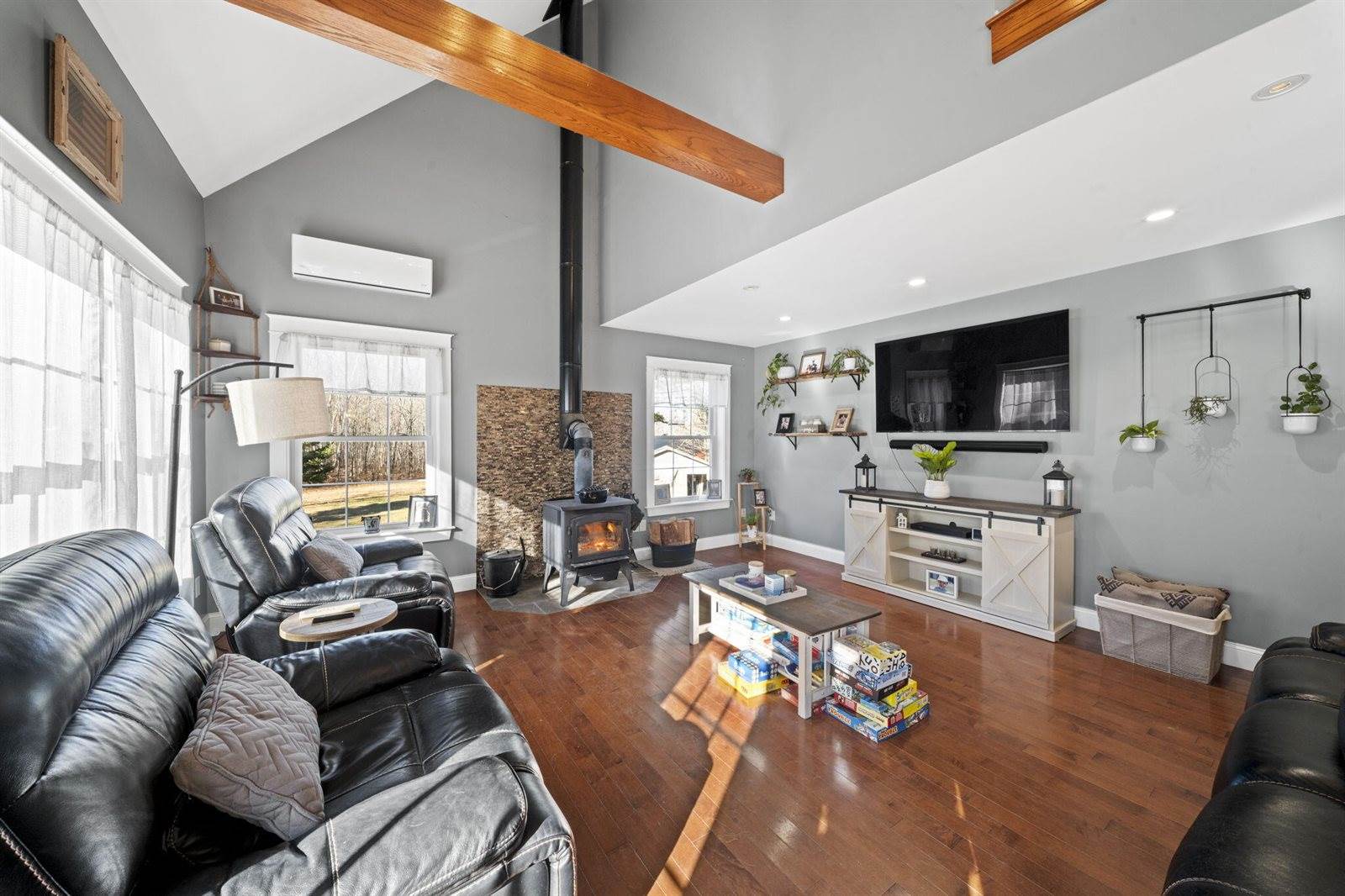 130 Kennard Road, Newburgh, ME 04444