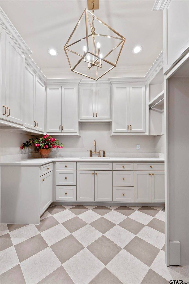 8810 Wilder Trail, Tyler, TX 75703