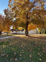 3723 Us Business 20 W, Freeport, IL 61032