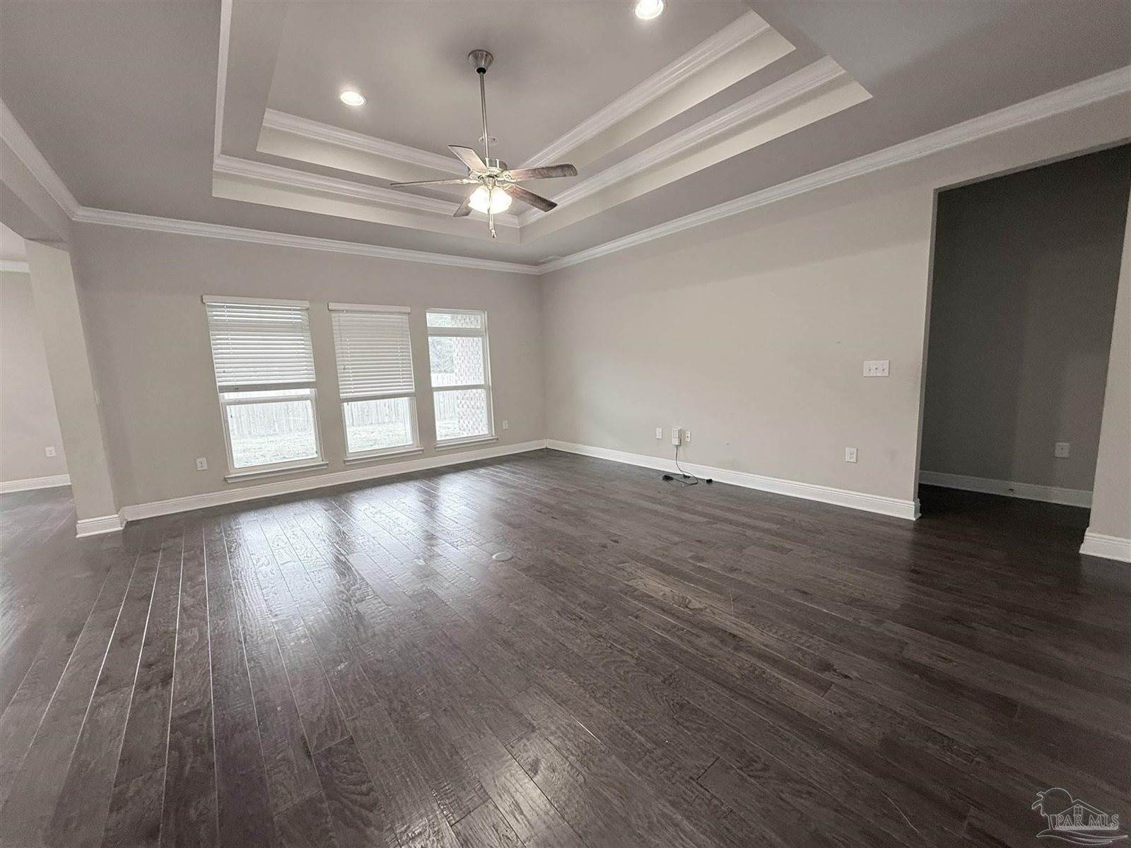 4503 Oak Orchard Cir, Pace, FL 32571