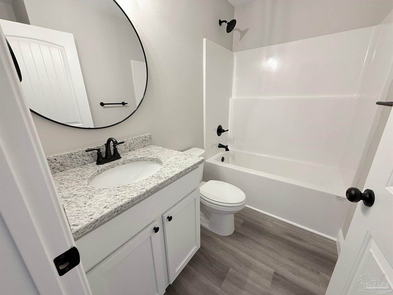 7234 Par Ln, Milton, FL 32570