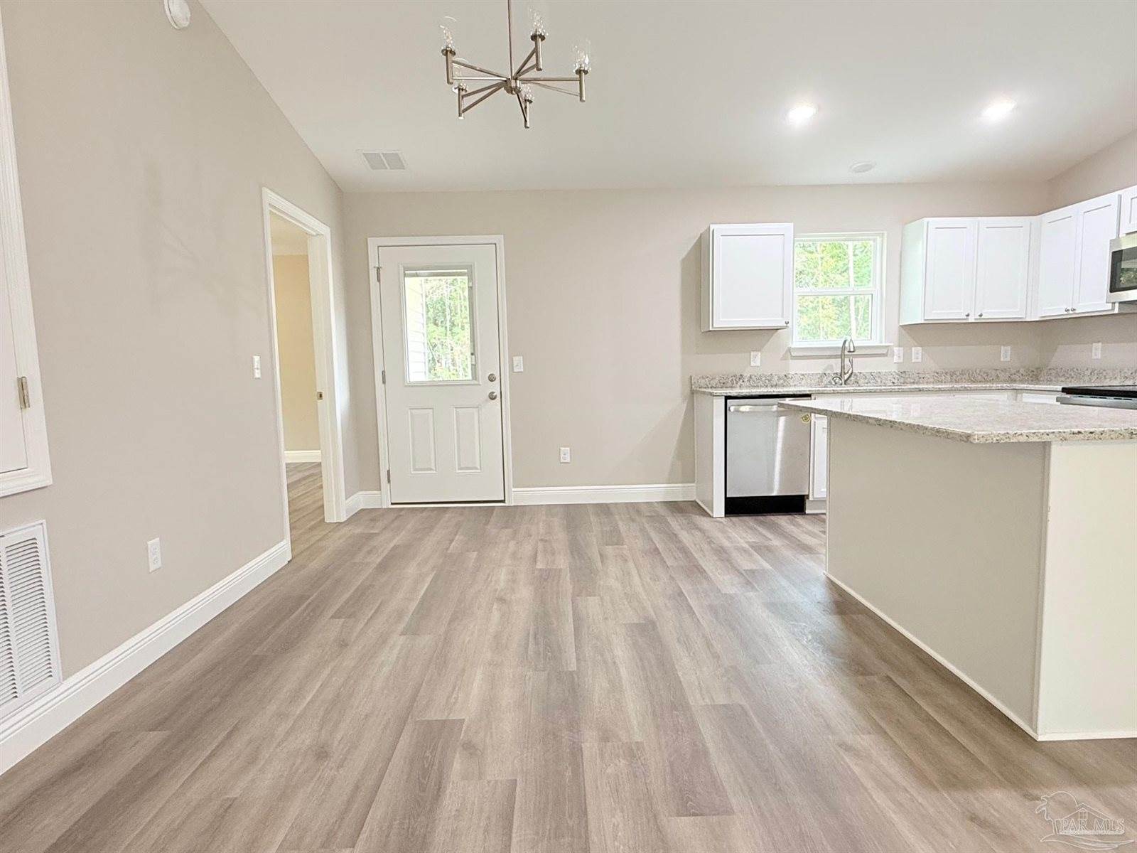 7236 Par Ln, Milton, FL 32570