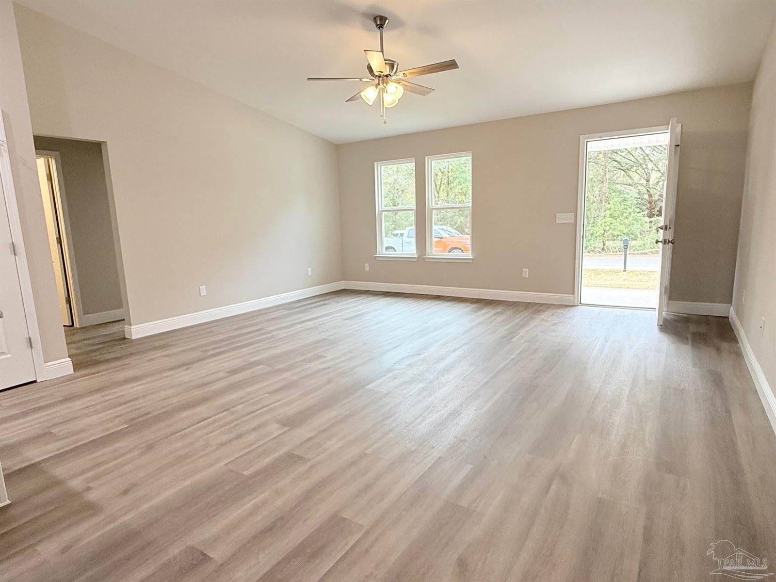 7236 Par Ln, Milton, FL 32570