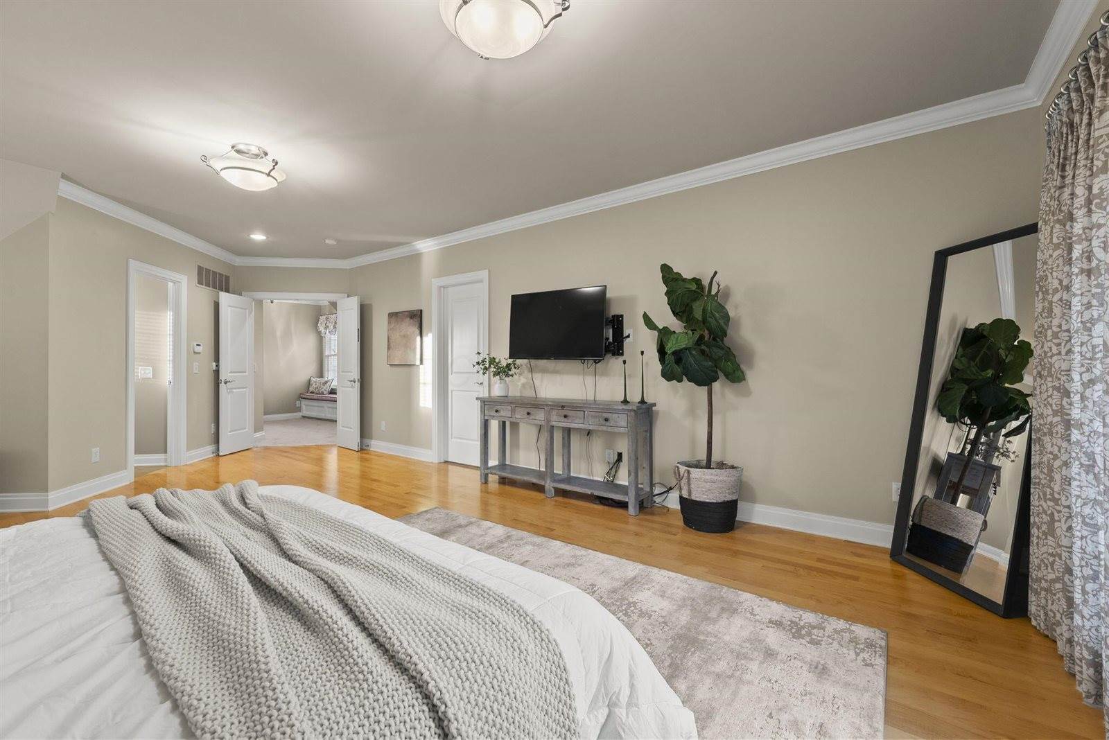 4372 Dublin Road, Columbus, OH 43221