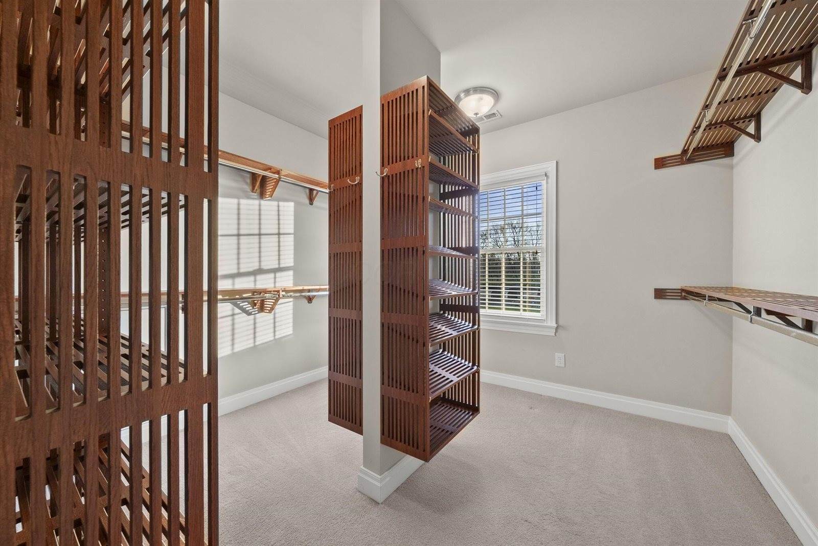 4372 Dublin Road, Columbus, OH 43221