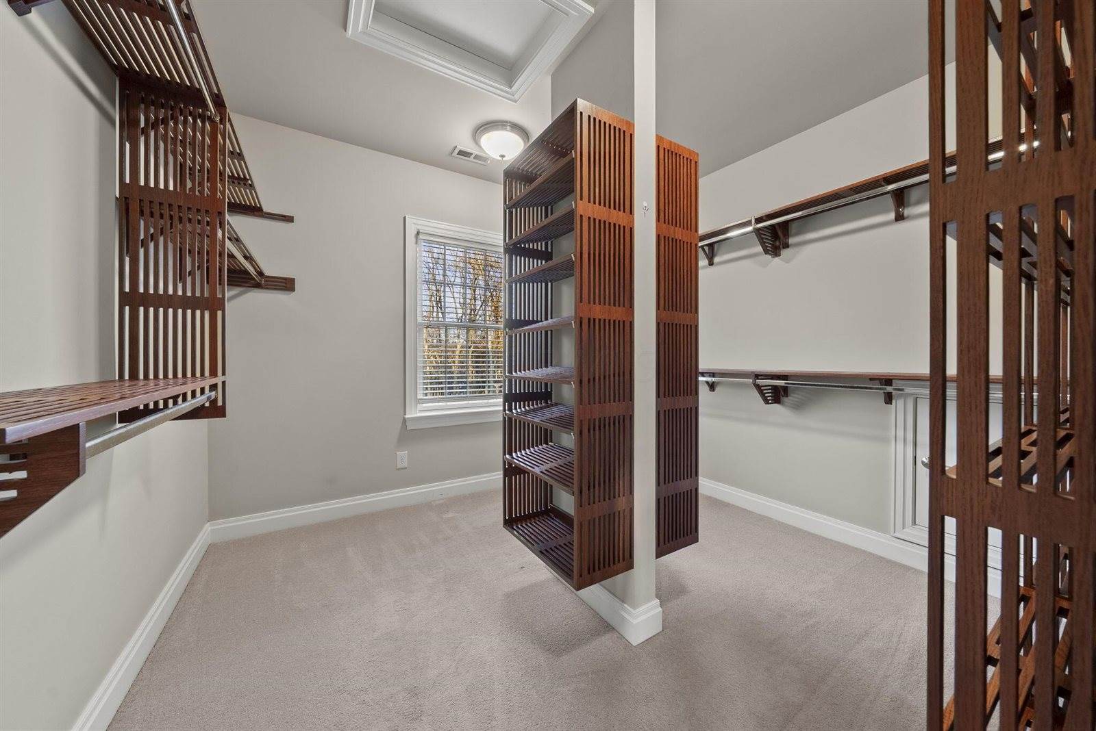 4372 Dublin Road, Columbus, OH 43221