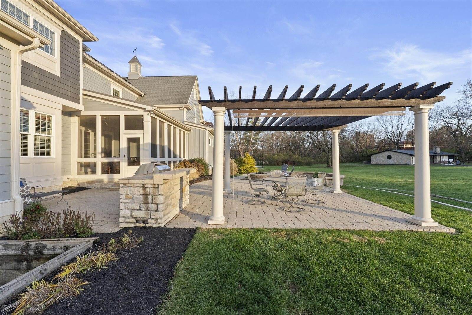 4372 Dublin Road, Columbus, OH 43221