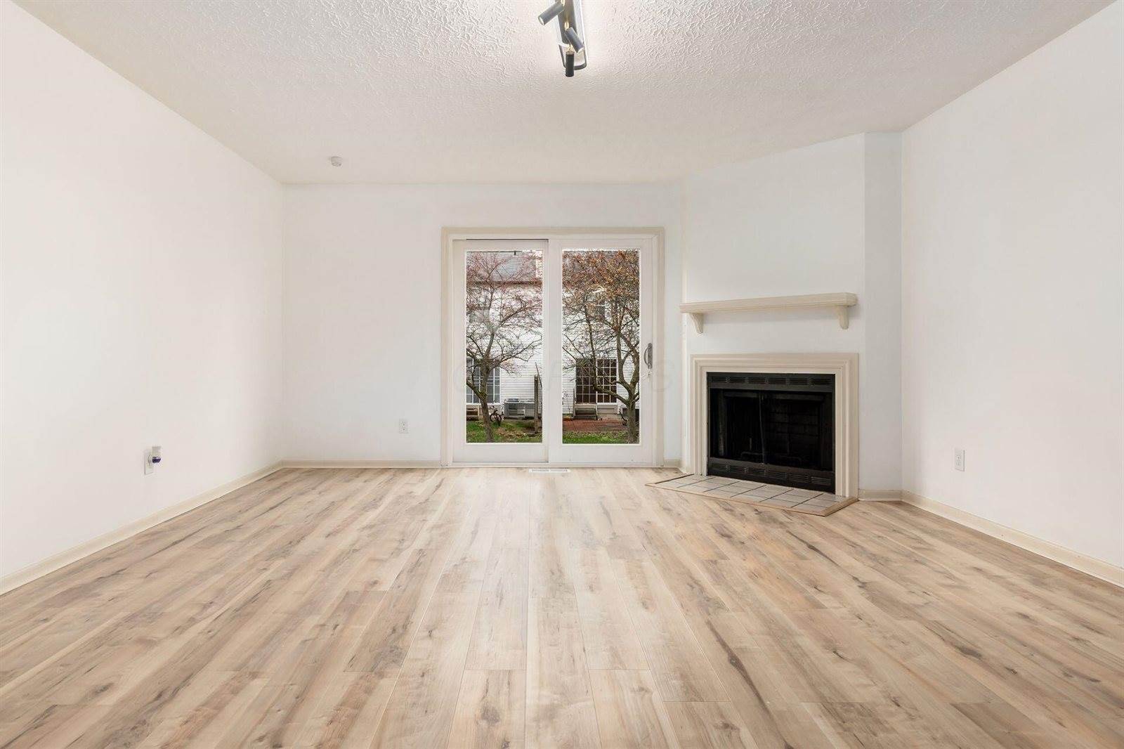 233 Macfalls Way, Blacklick, OH 43004