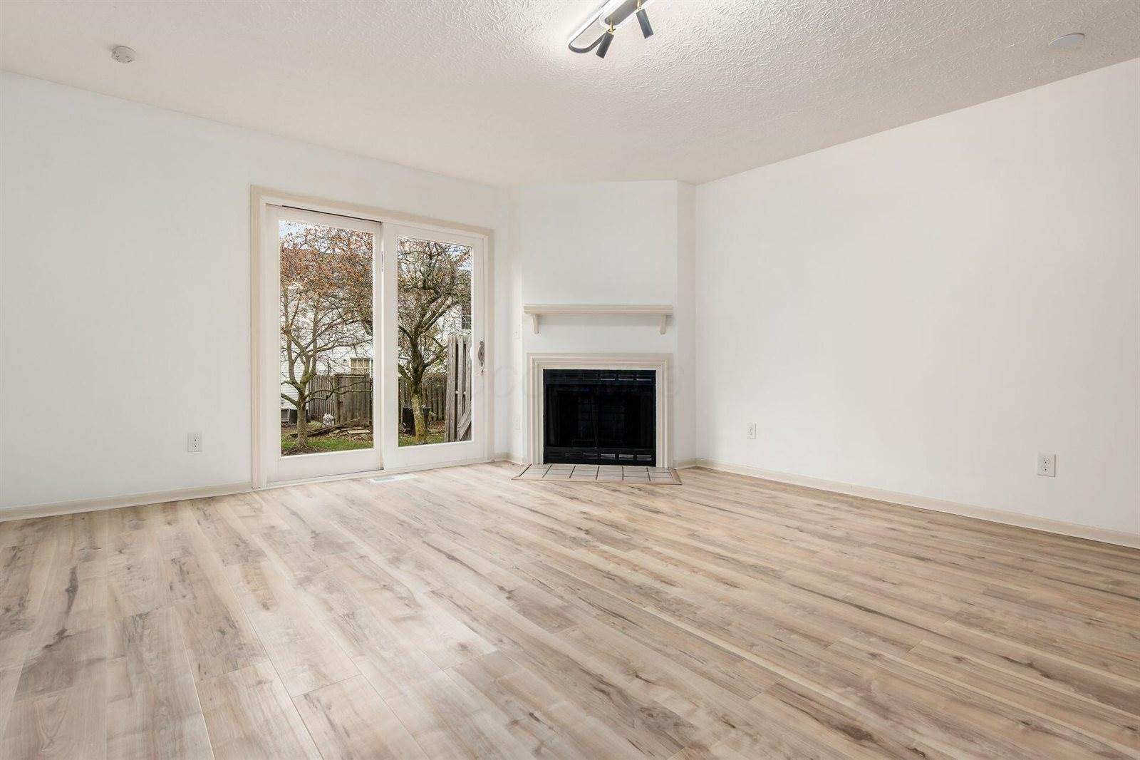 233 Macfalls Way, Blacklick, OH 43004