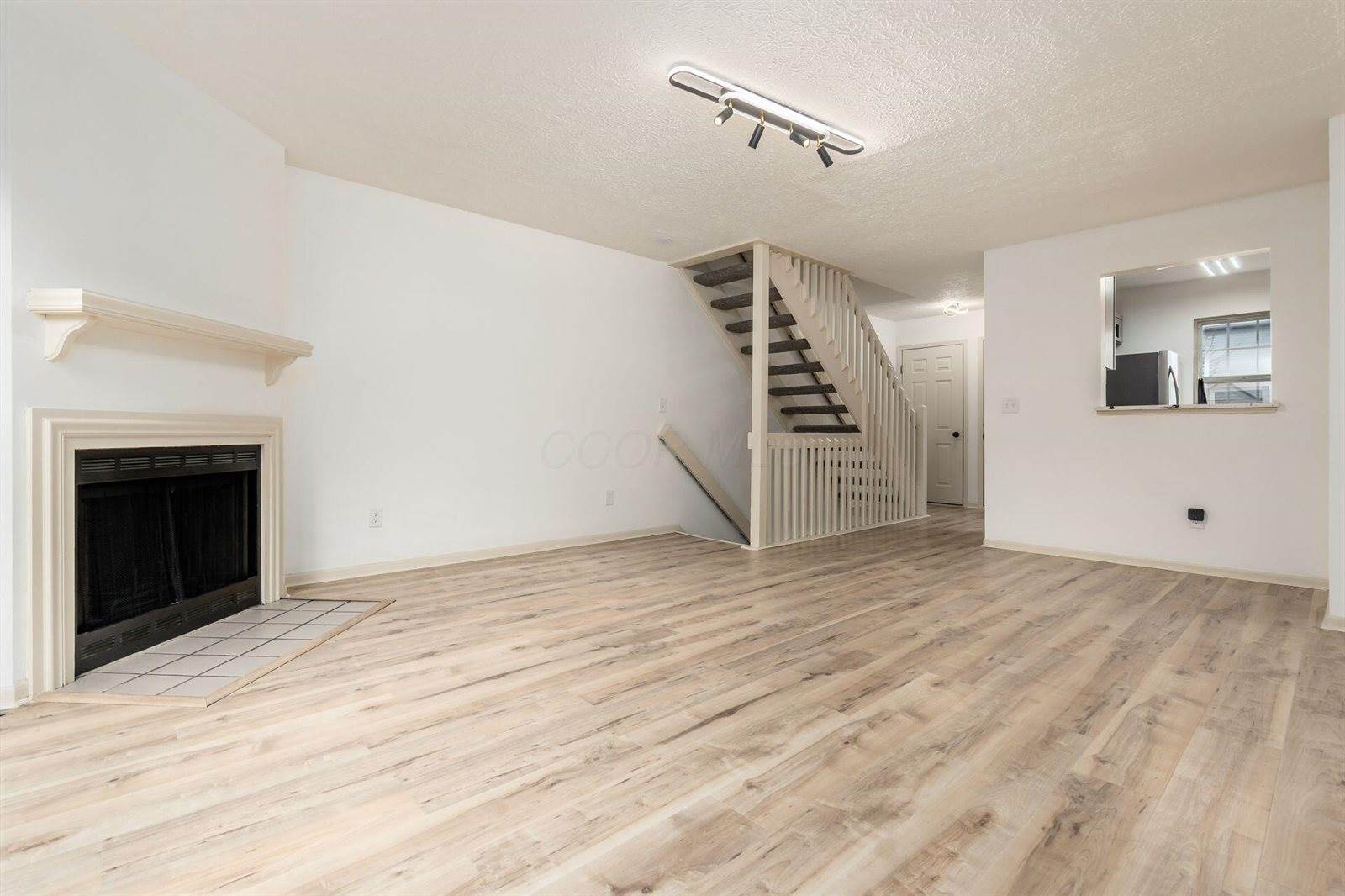 233 Macfalls Way, Blacklick, OH 43004