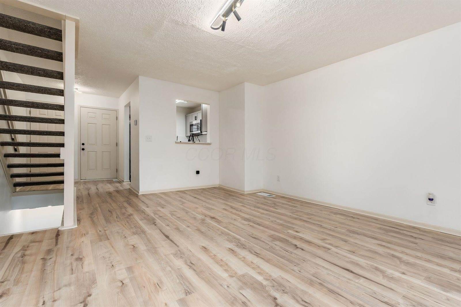 233 Macfalls Way, Blacklick, OH 43004