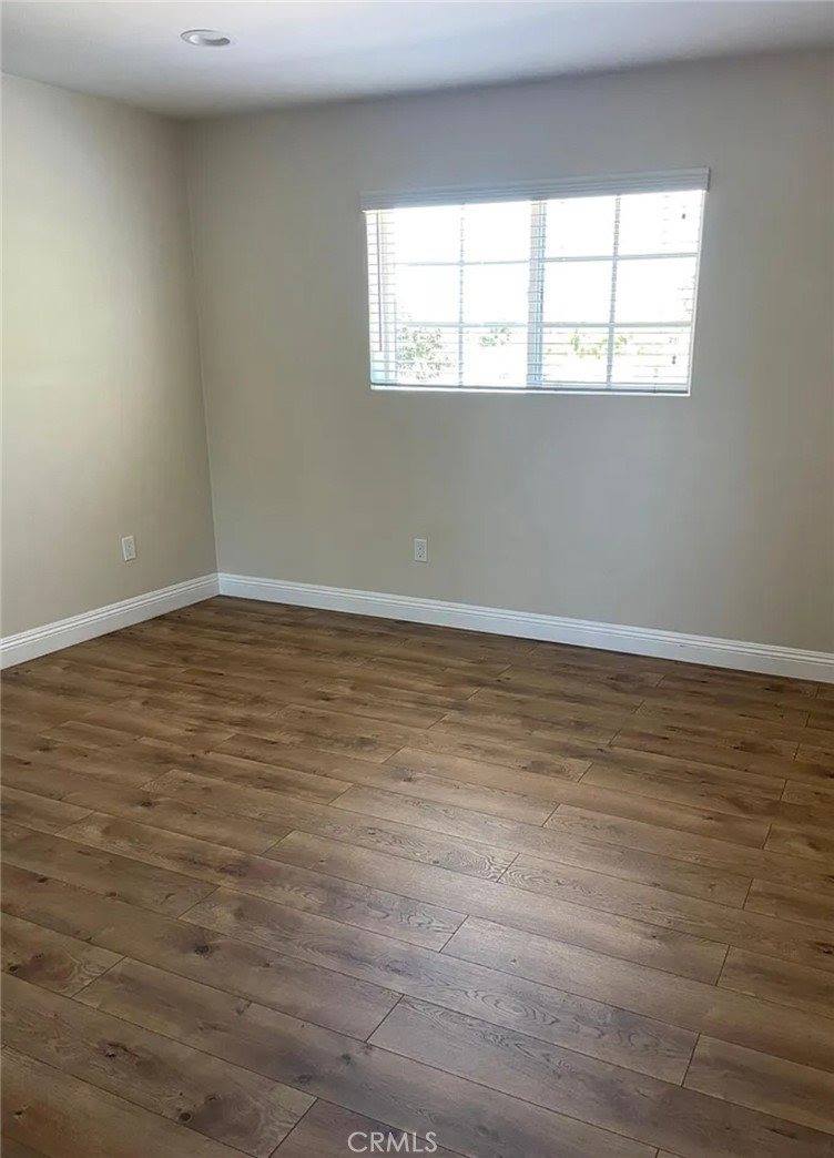 10324 Eton Ave, Chatsworth, CA 91311