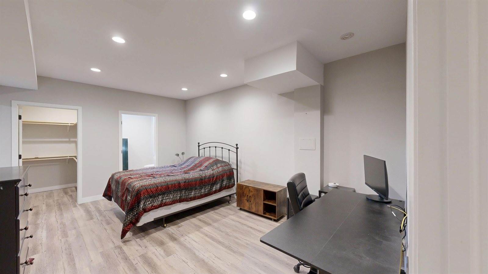 E2732 Brinkman Ridge Rd, Hamburg, WI 54621