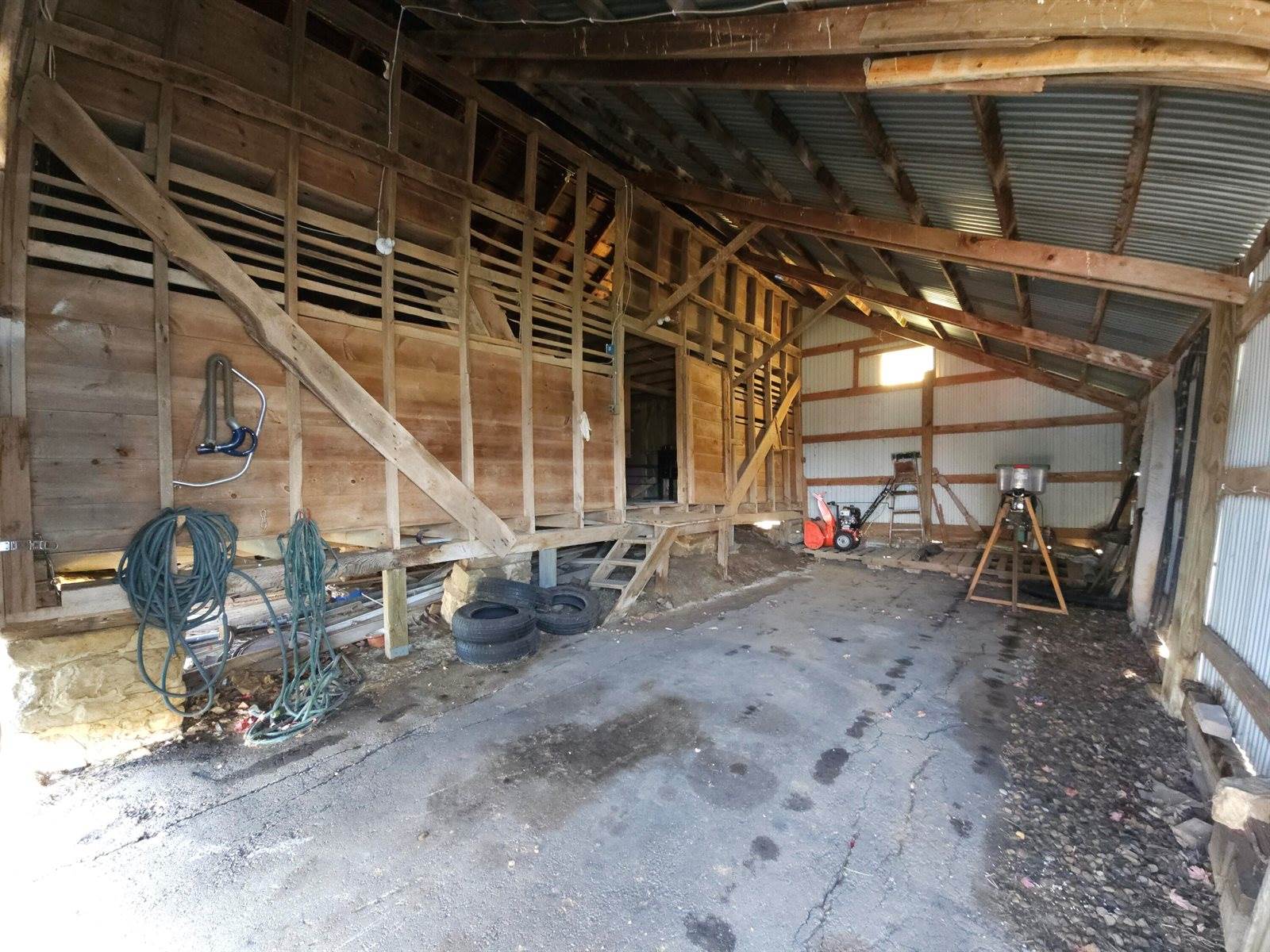 E2732 Brinkman Ridge Rd, Hamburg, WI 54621