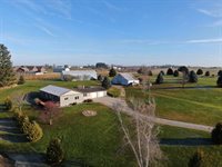 E2732 Brinkman Ridge Rd, Hamburg, WI 54621