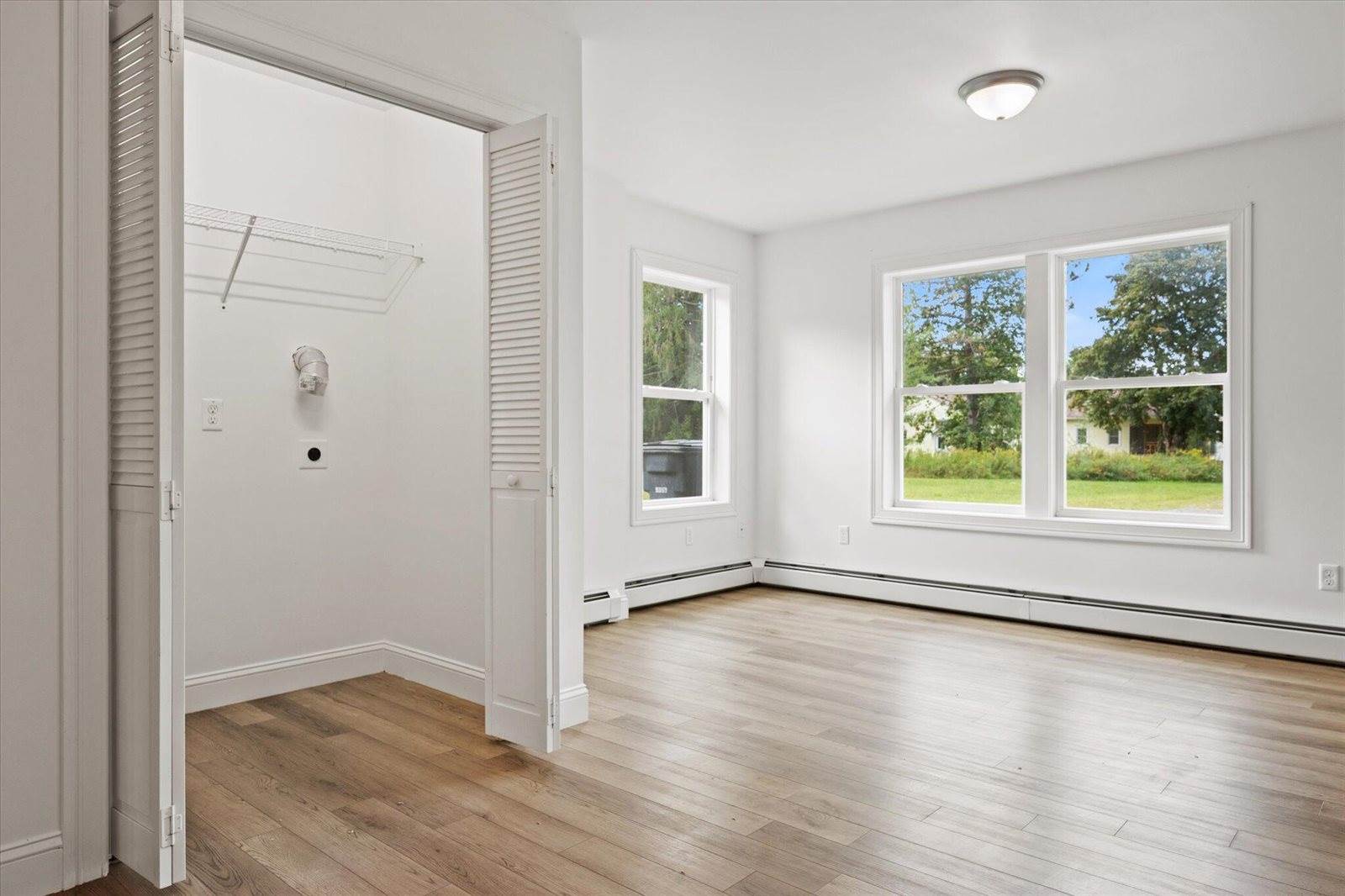 2425 US-2, Hermon, ME 04401