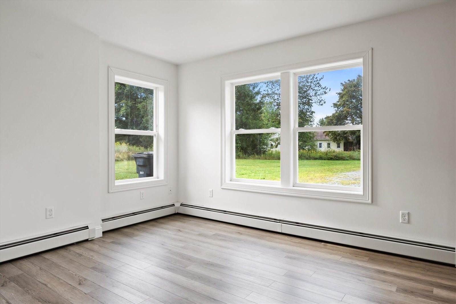 2425 US-2, Hermon, ME 04401