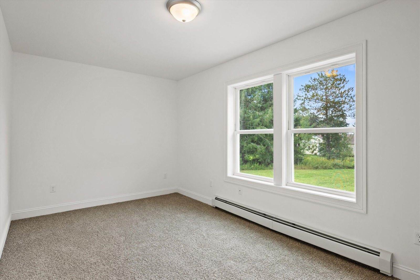 2425 US-2, Hermon, ME 04401