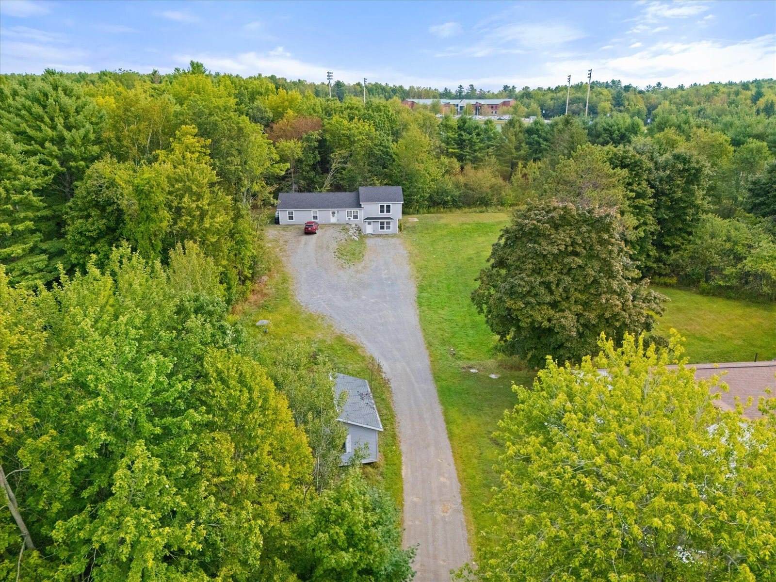 2425 US-2, Hermon, ME 04401