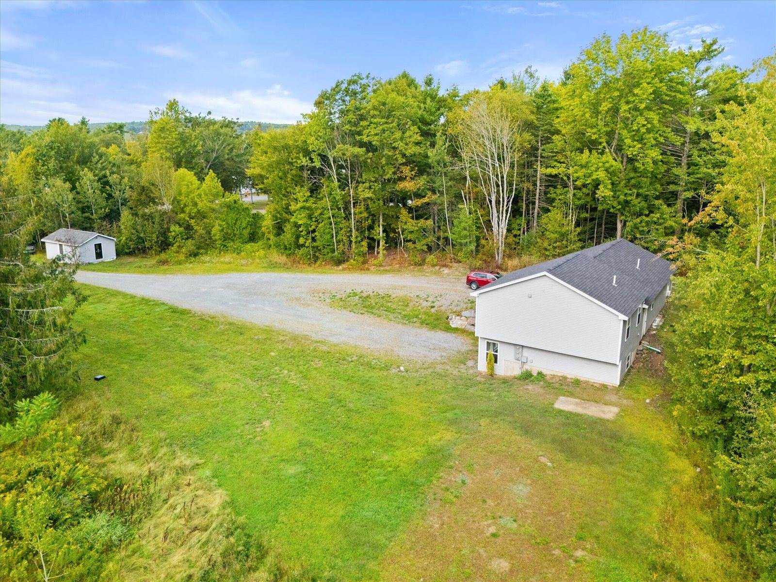 2425 US-2, Hermon, ME 04401