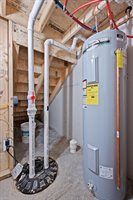 2425 US-2, Hermon, ME 04401