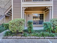 1860 White Oak Drive, Houston, TX 77009