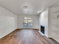 1860 White Oak Drive, Houston, TX 77009