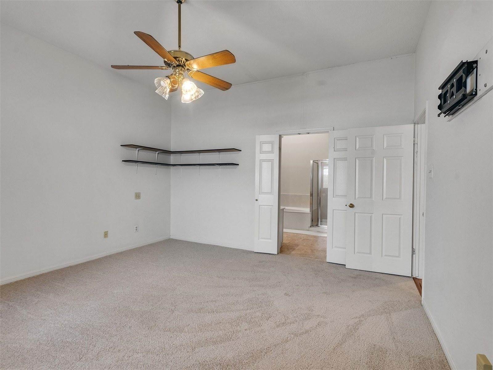 2902 Hollow Creek Drive, Houston, TX 77082