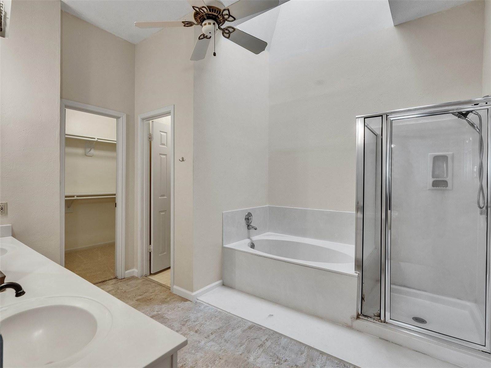 2902 Hollow Creek Drive, Houston, TX 77082