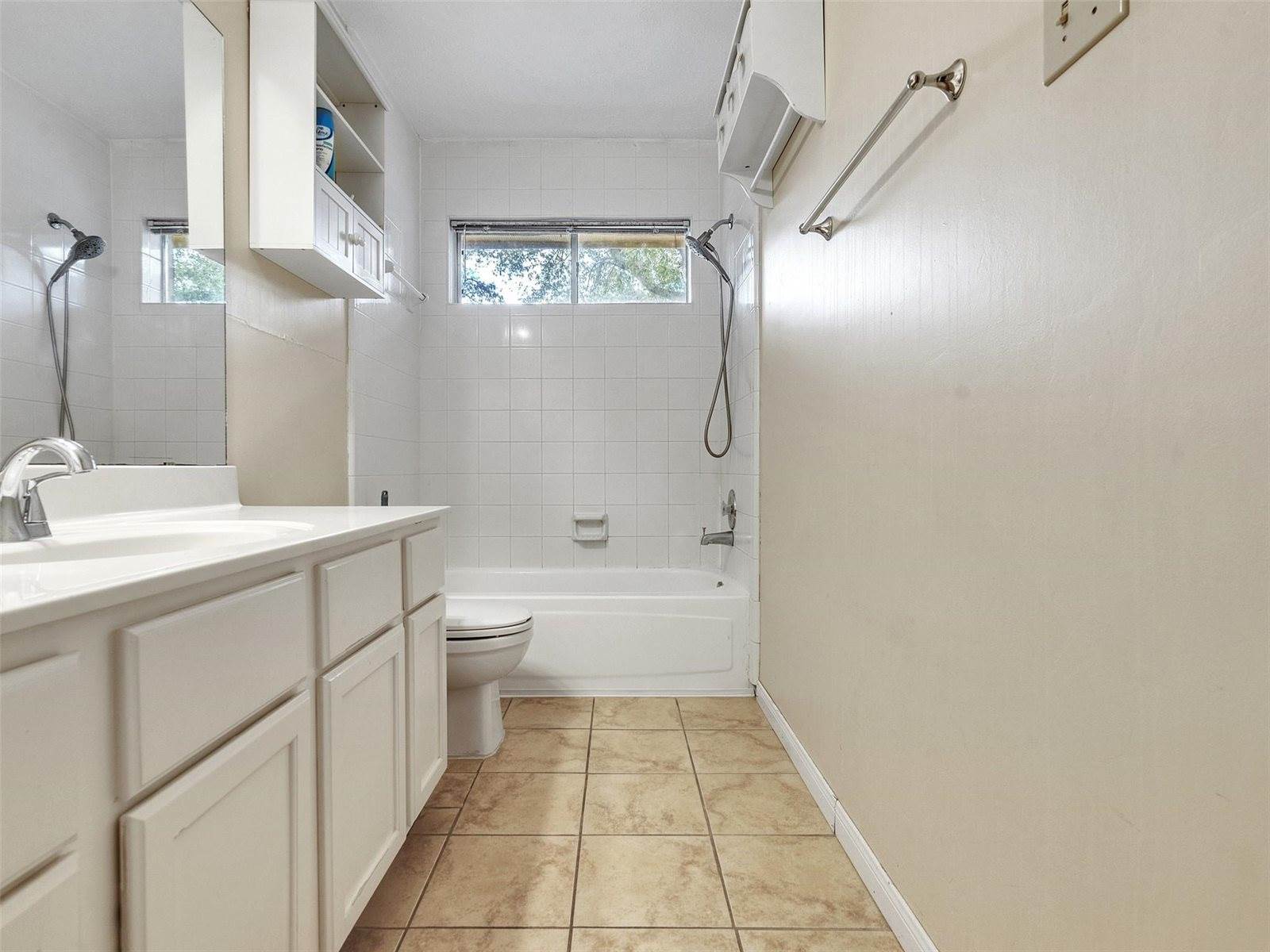 2902 Hollow Creek Drive, Houston, TX 77082