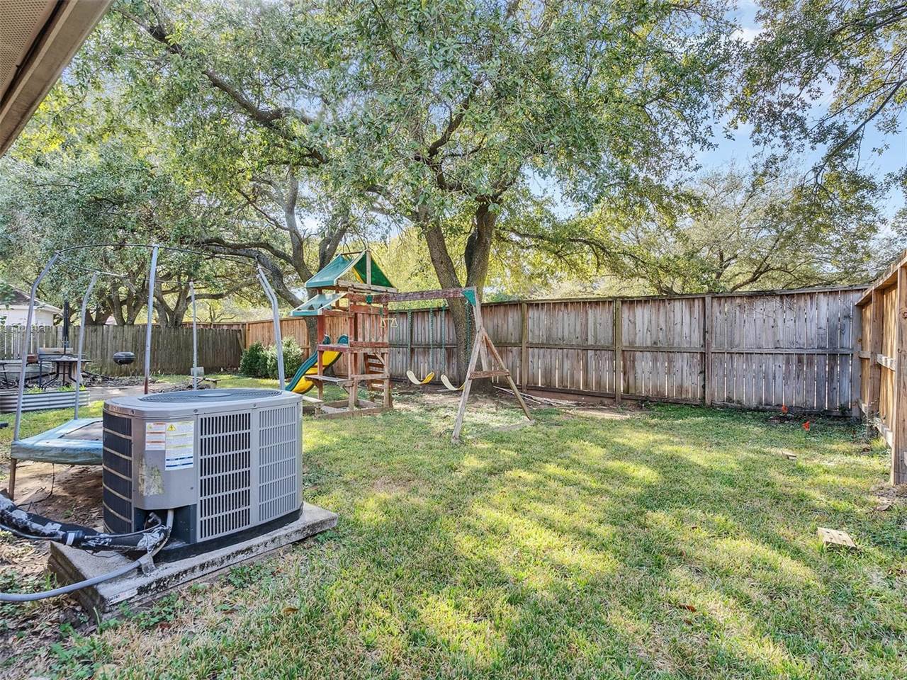 2902 Hollow Creek Drive, Houston, TX 77082