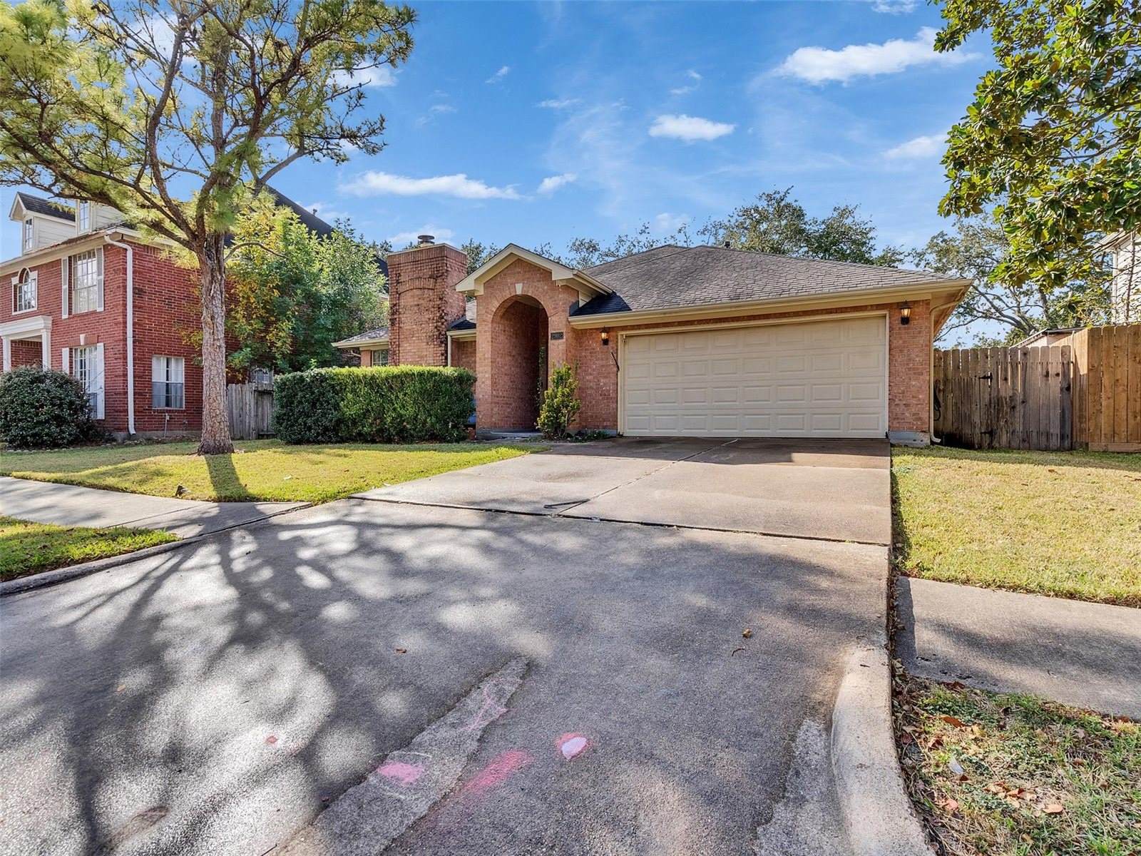 2902 Hollow Creek Drive, Houston, TX 77082
