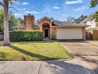 2902 Hollow Creek Drive, Houston, TX 77082